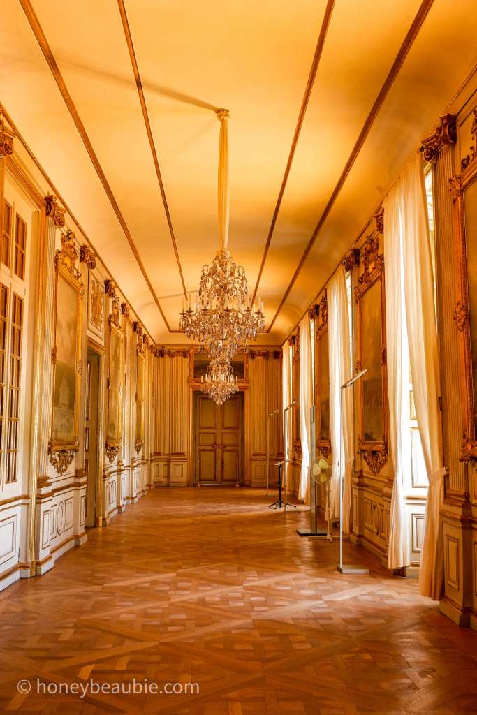 \"nymphenburg-palace-hallway\"